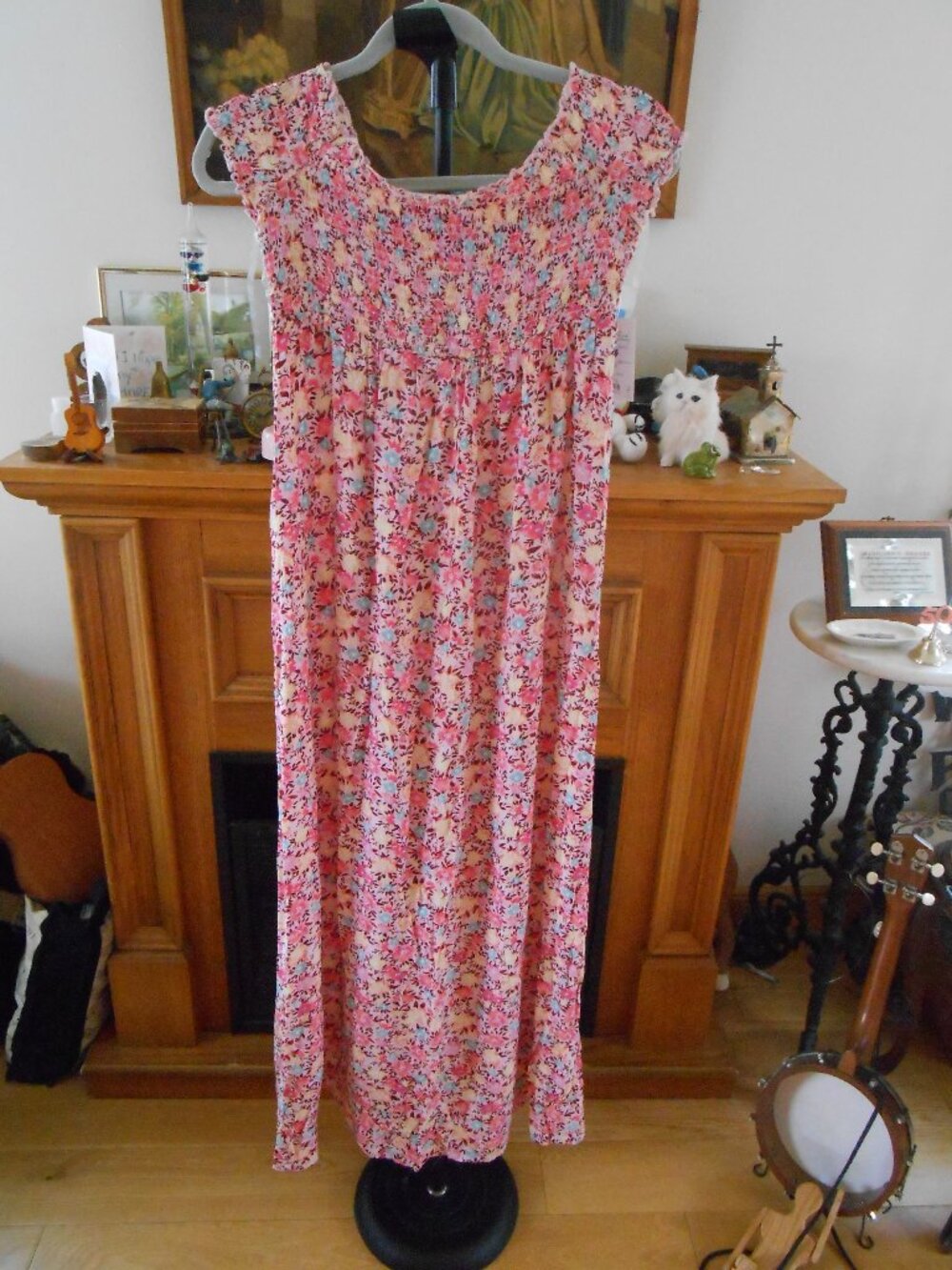 SO PINK FLORAL MAXI-OFF SHOULDER-JUNIOR SIZE MEDIUM